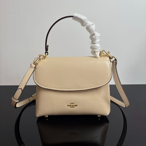 COACH Emory Women's Leather Handbag, size 22.5*17.5*11 cm. - Picture 1 of 9